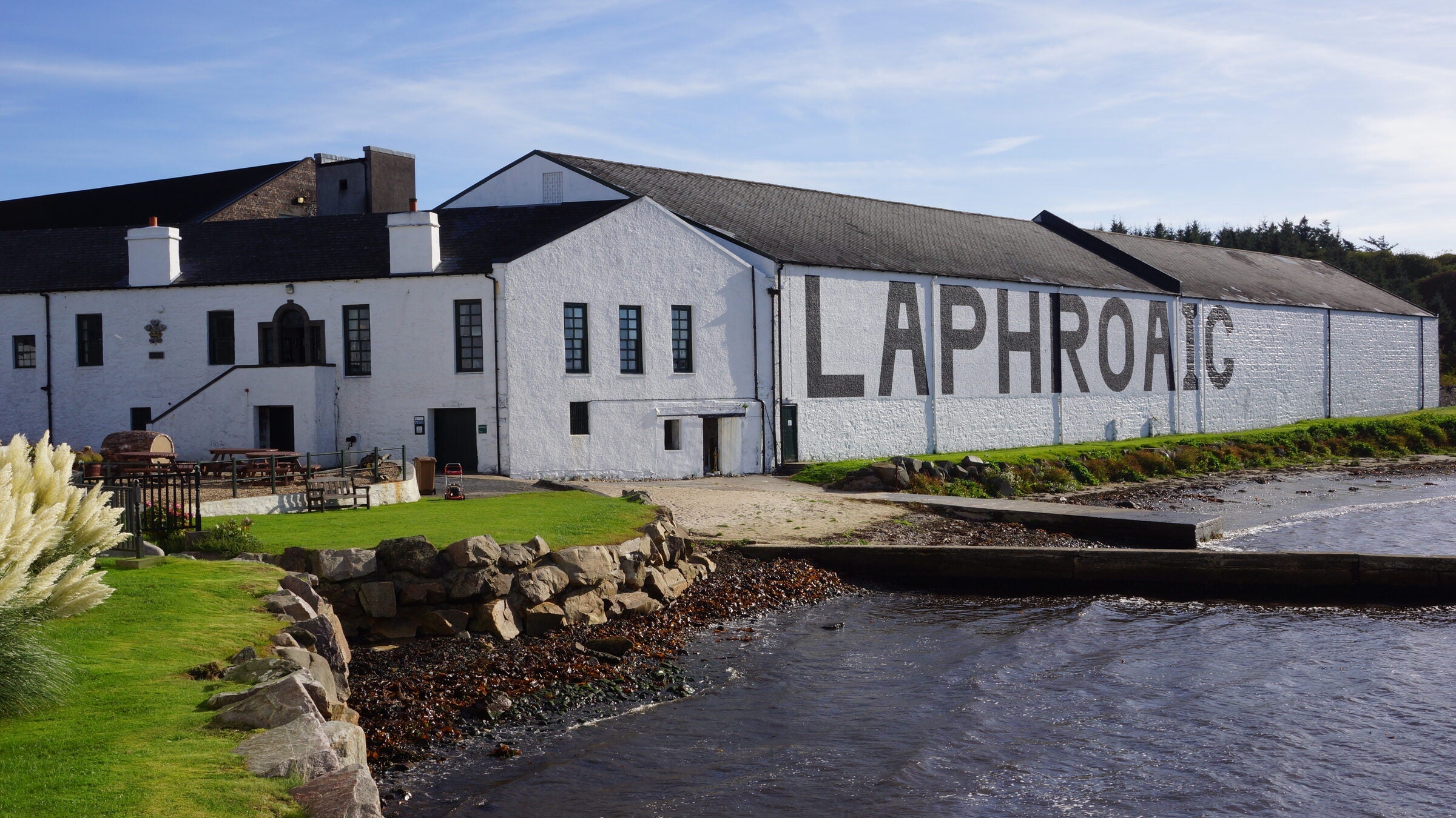 Laphroaig distillery guide — Islay single malt, by The Single Cask