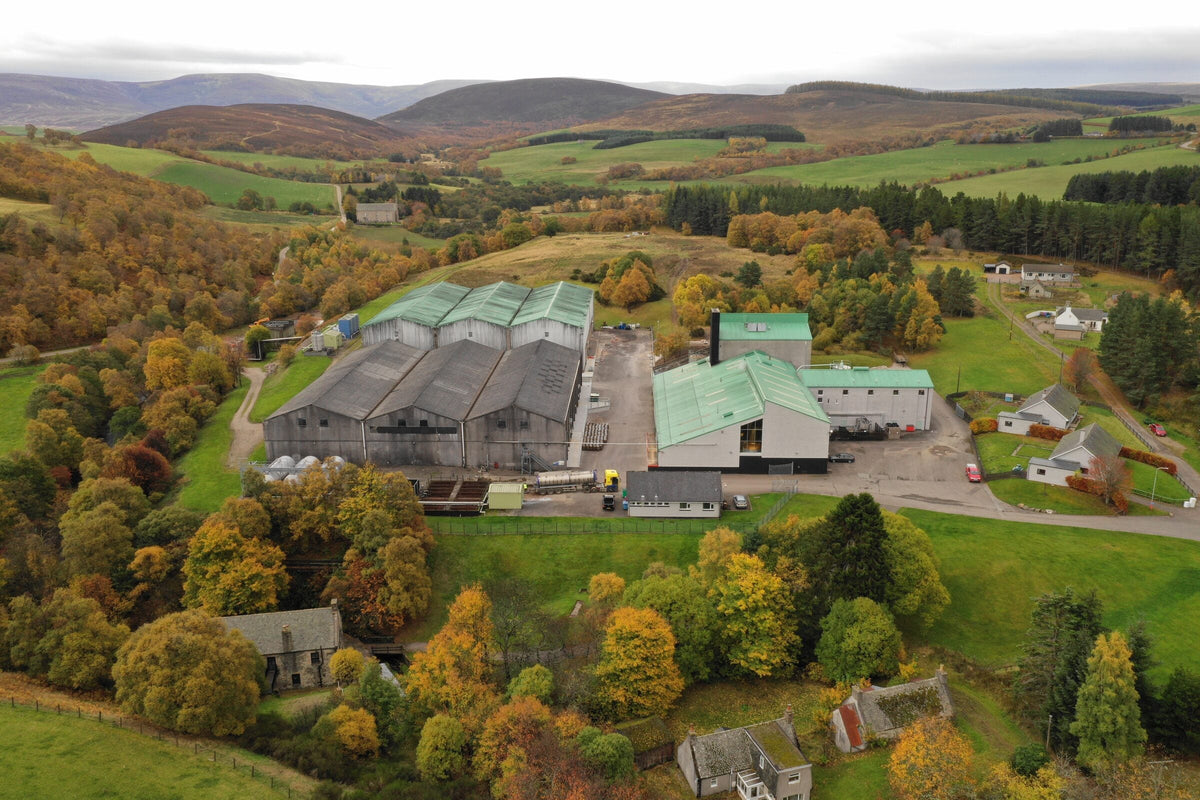 Tamnavulin Distillery: From Blending Workhorse to Wine Cask Specialist